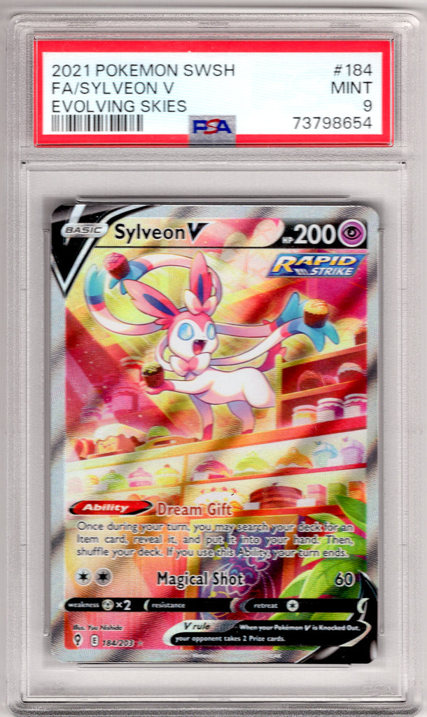 Sylveon V 2021 #184 PSA 9 - Englisch